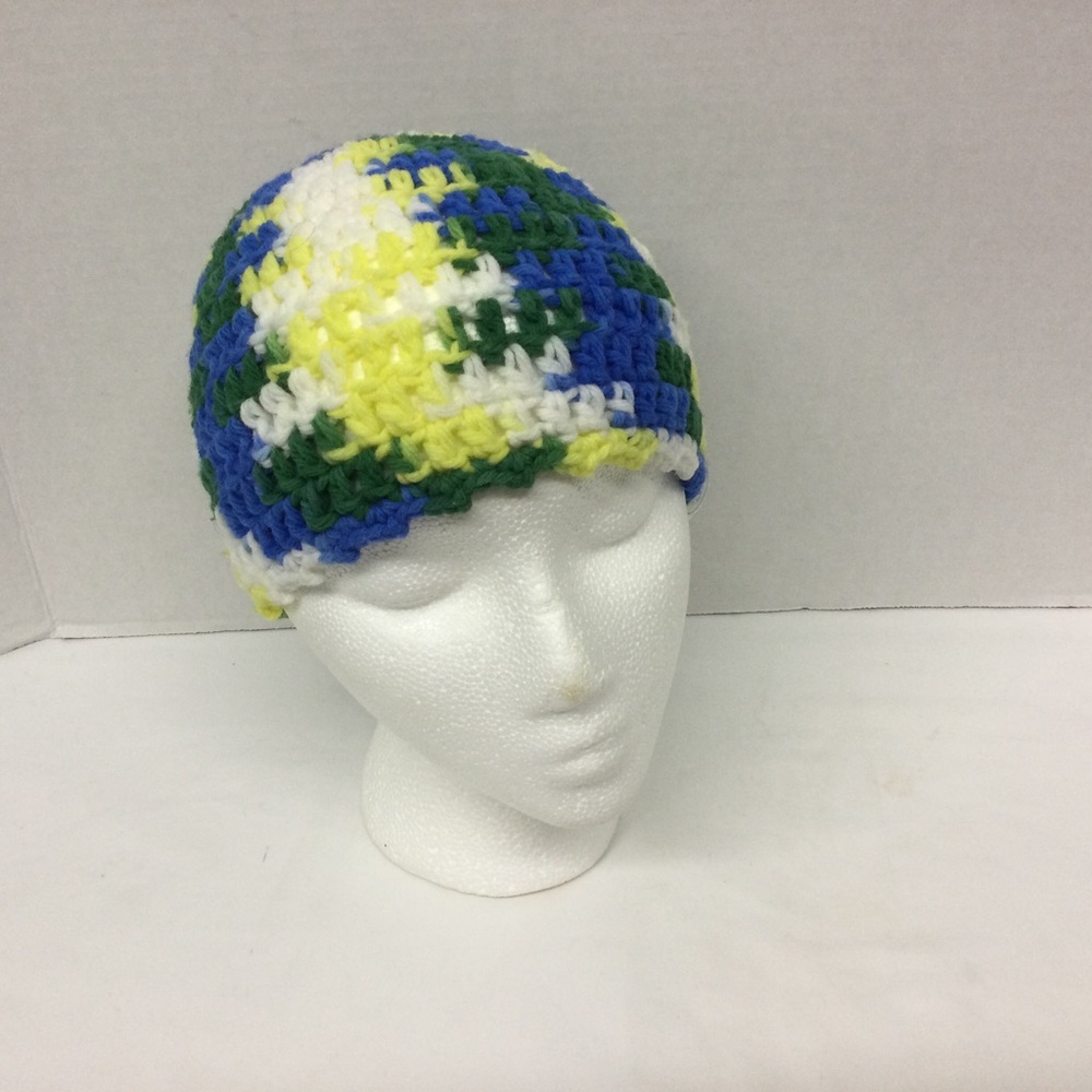 Beanie Hat Crochet Handmade Adult/Child New with Care Tag